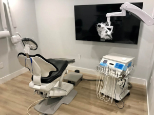 Advanced Endodontic Cart with Lower Door