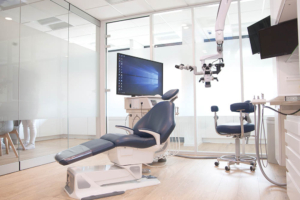 Dr. Carlos Aznar Portoles