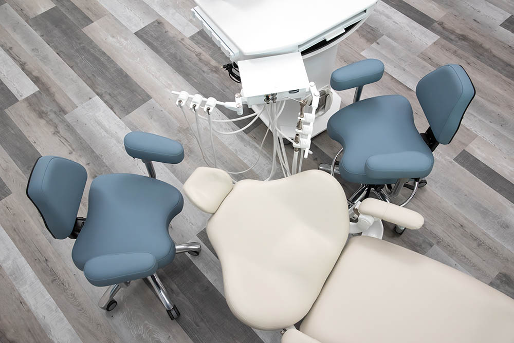 10' x 12' operatory - Triton™ Designer Ambidextrous Dental Delivery System – Self Contained