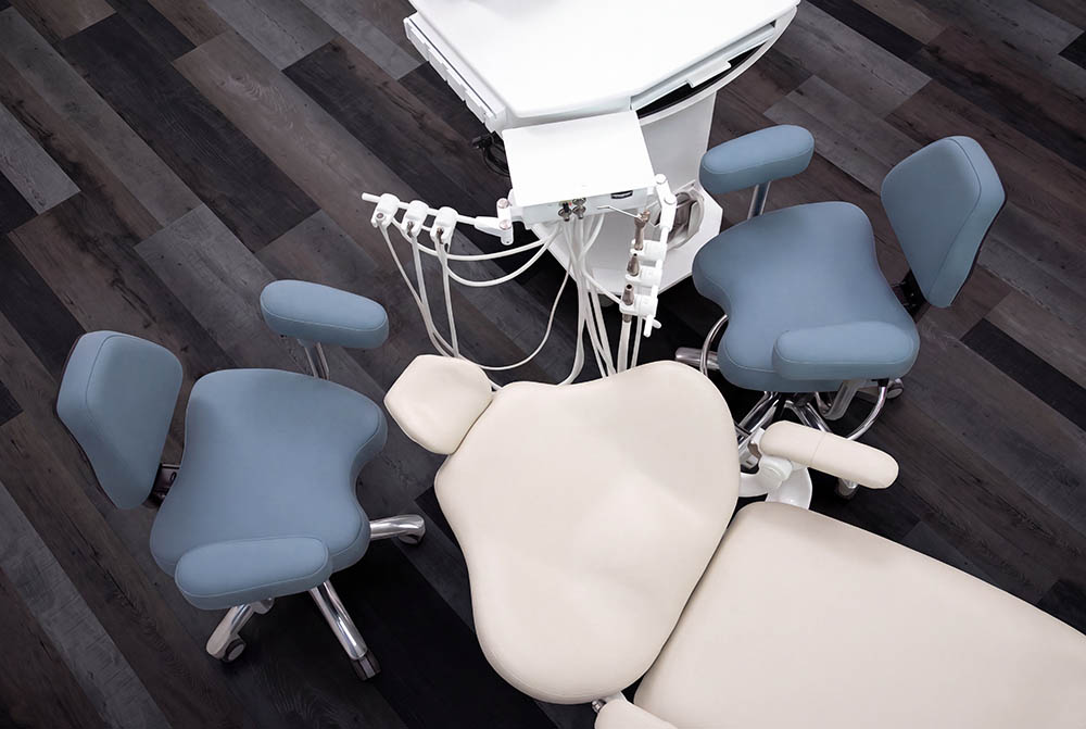 10' x 12' operatory - Triton™ Designer Ambidextrous Dental Delivery System – Self Contained