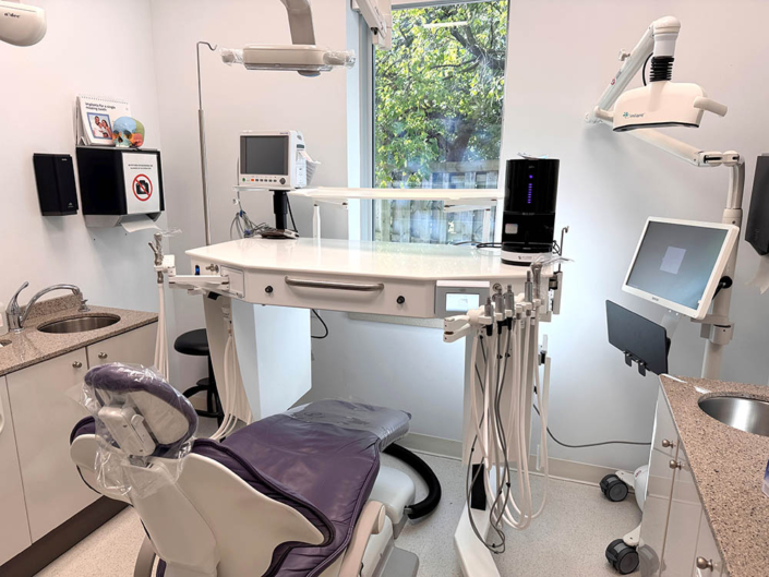 Dr. Lawrence Chong, DDS - Phi Dental Care